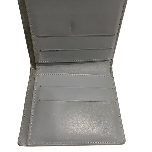 Louis Vuitton Perle Yellow Monogram Vernis Ludlow Wallet - fold out - leather - Picture 9 of 16